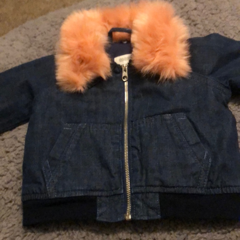 Denim jacket with removable fur